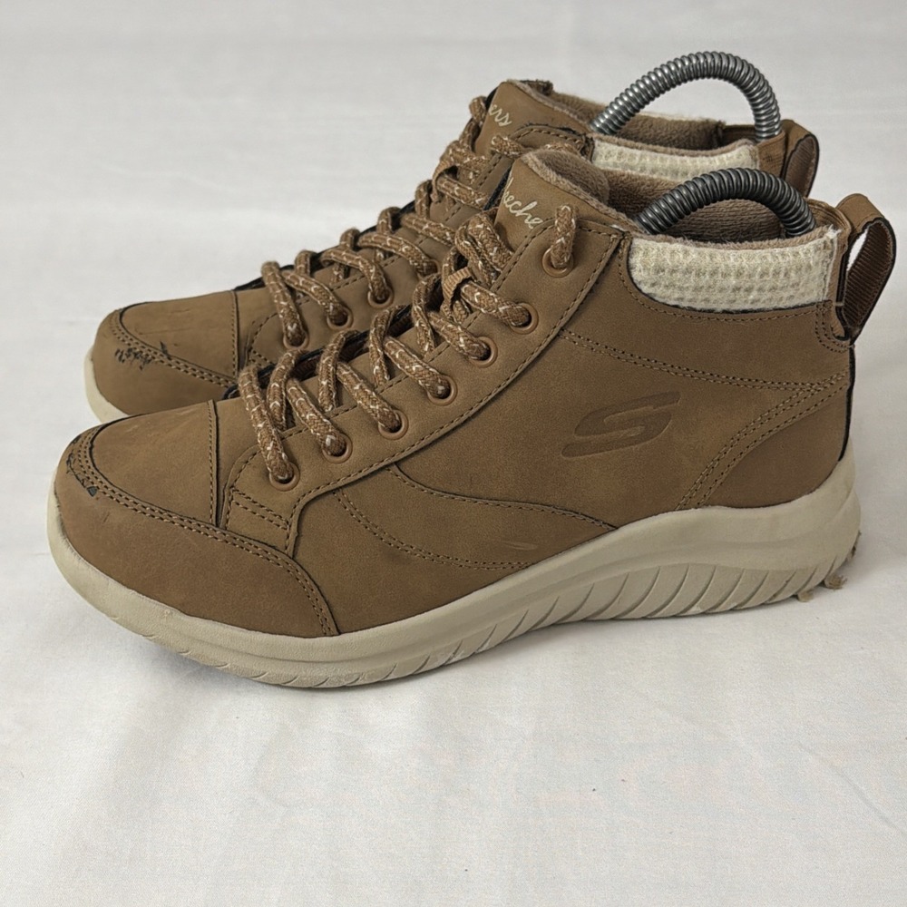 Skechers Ultra Flex 2.0-Social Crew‎ 167449/CSNT Women's US 7 Tan Shoes EBS1354